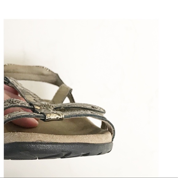 Taos Size 6 Trophy Sandal - Picture 7 of 11